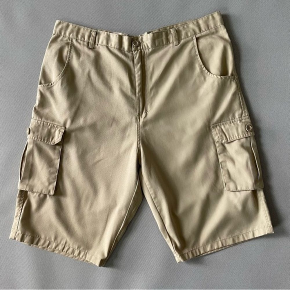 Galaxy By Harvic Cream/Tan Cargo Shorts Men’s Size 36